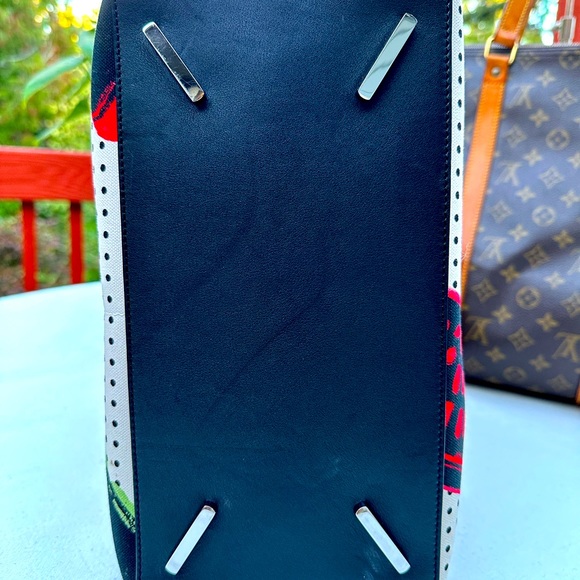 💕🔥LOEWE T BUCKET BAG🔥💕 - Picture 5 of 12